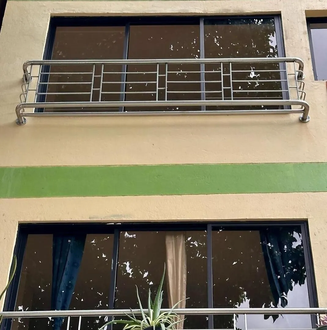 Family Apartment In Belen, Comfortable, Conveniently Located, Wi-Fi 麦德林