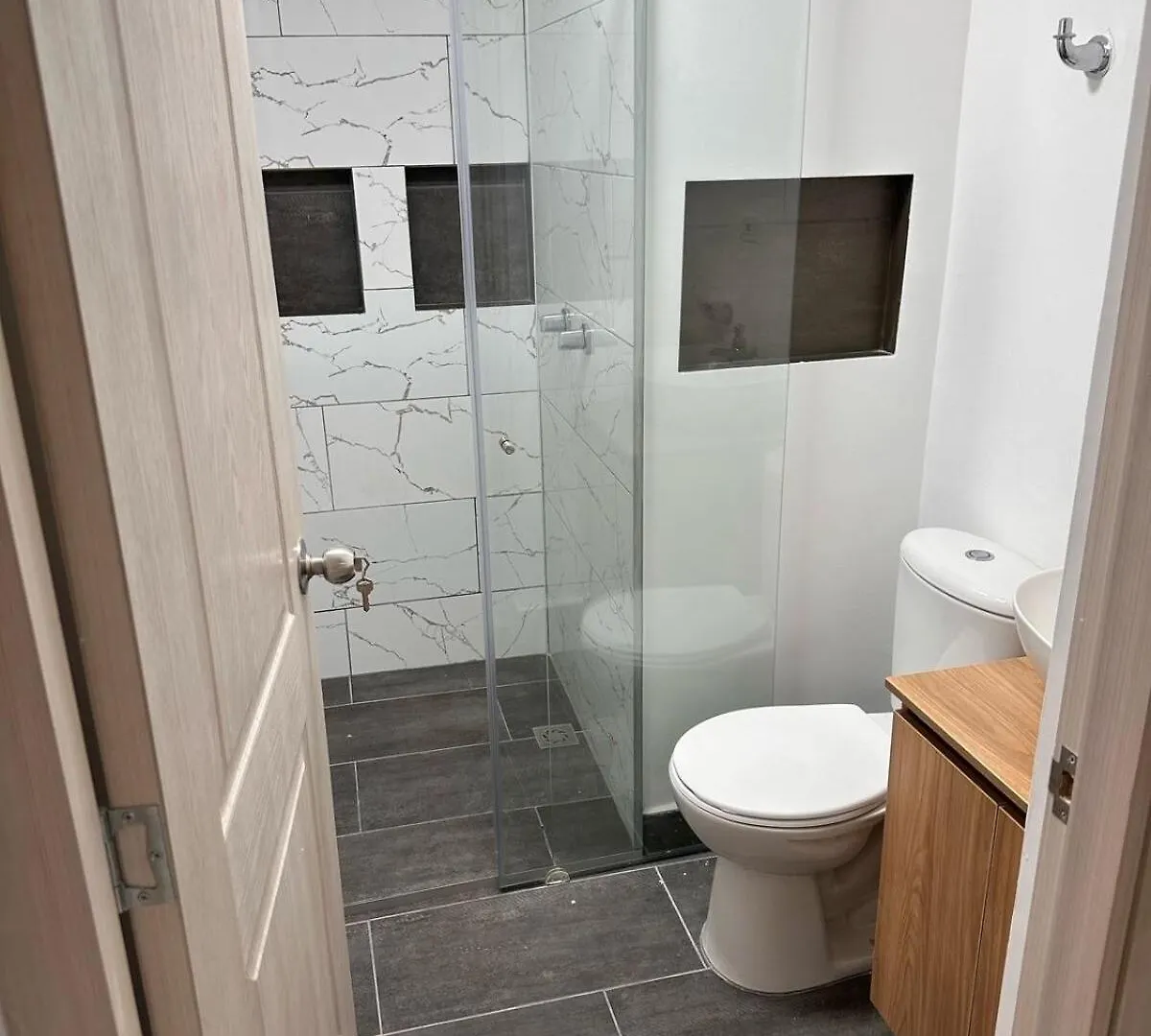 Family Apartment In Belen, Comfortable, Conveniently Located, Wi-Fi 麦德林